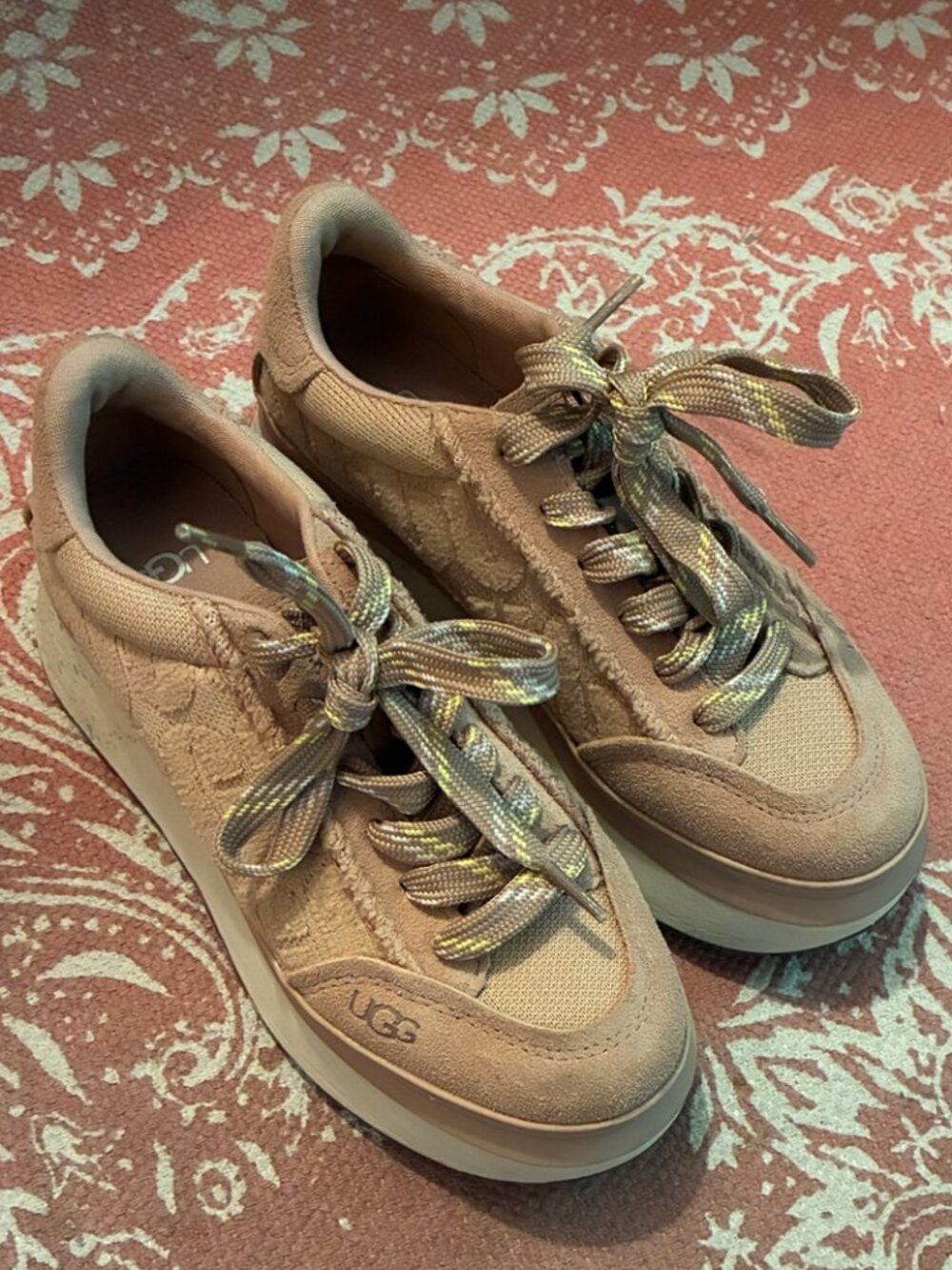 UGG Marin Lace Logo Sneaker